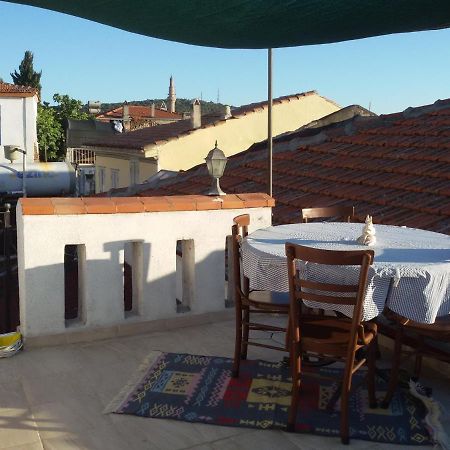 Bonjour Pension Ayvalik Bagian luar foto