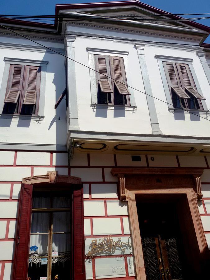 Bonjour Pension Ayvalik Bagian luar foto