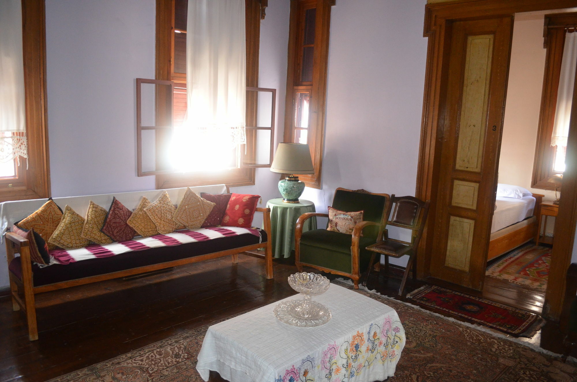 Bonjour Pension Ayvalik Bagian luar foto
