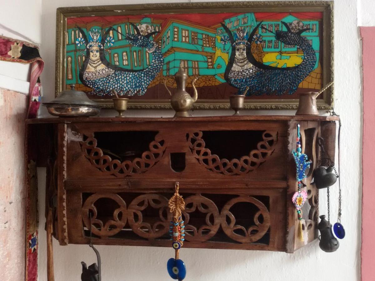 Bonjour Pension Ayvalik Bagian luar foto